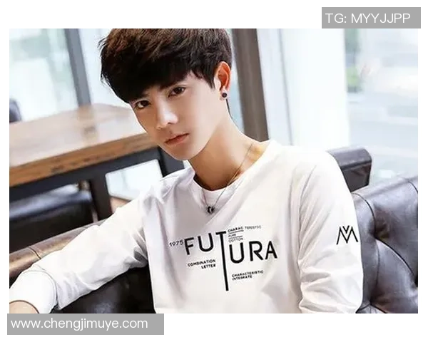 足球明星穿搭风采展现正装魅力引领时尚潮流新风尚